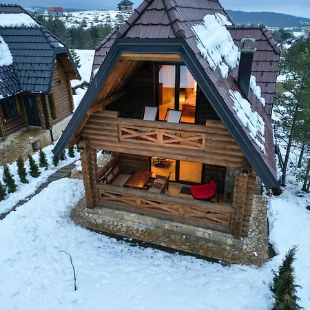Aurum Chalet